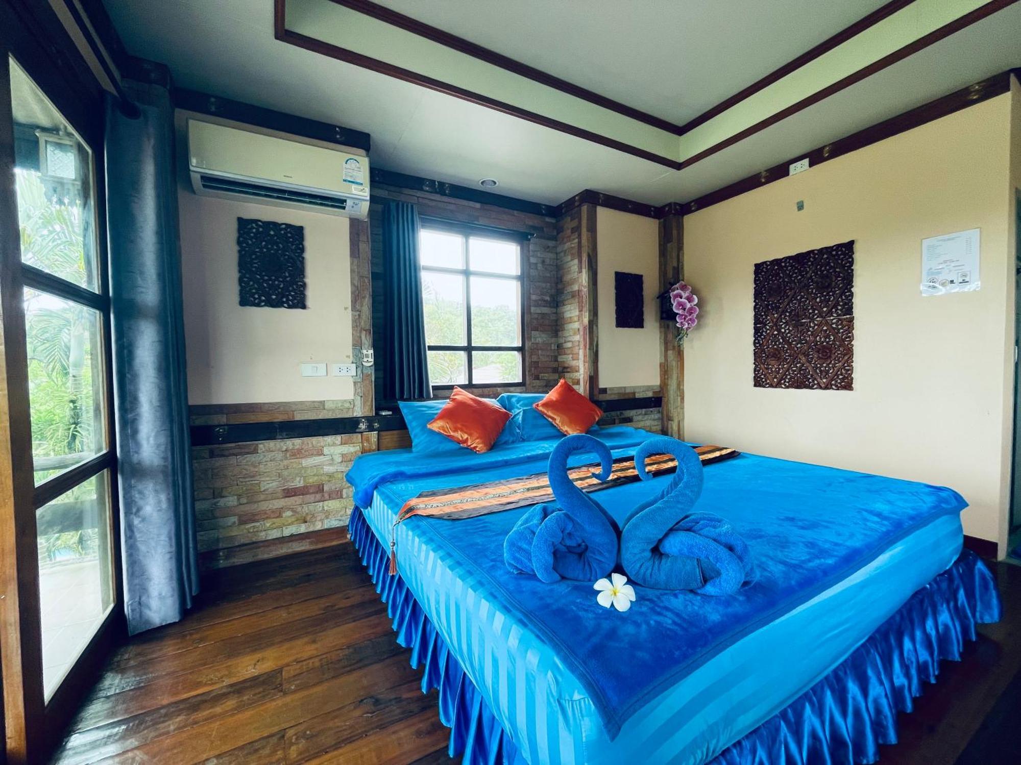 Markhouse Bungalow Ko Kut Екстериор снимка