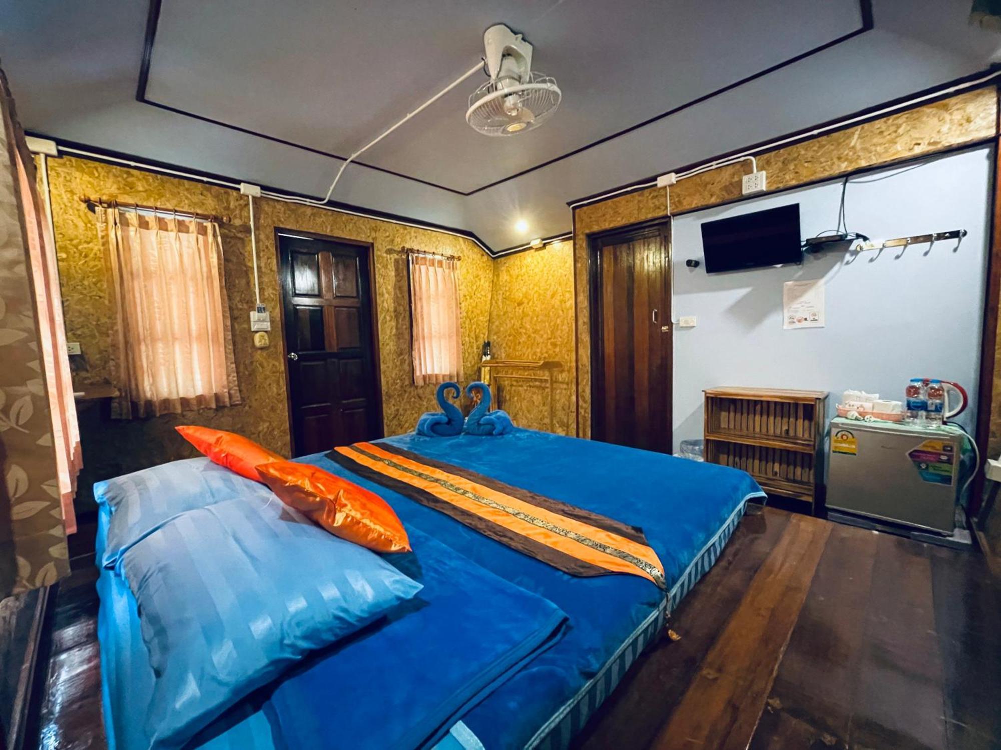 Markhouse Bungalow Ko Kut Екстериор снимка